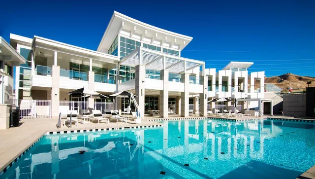 Rockpoint Apartment Homes