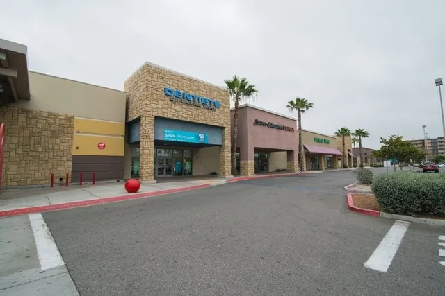 Dentists of Buena Park