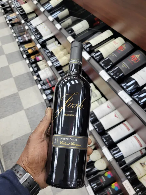 Home Wines & Liquors