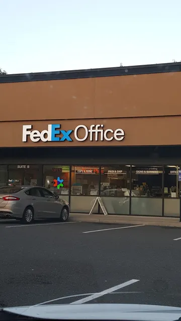 FedEx Office Print & Ship Center