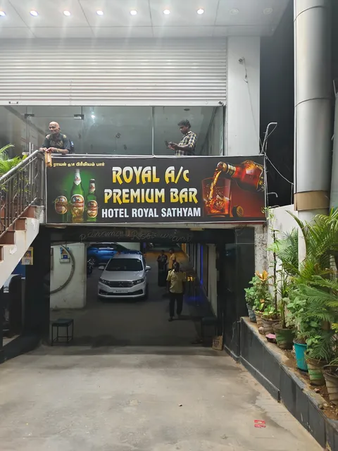 Hotel Royal Sathyam