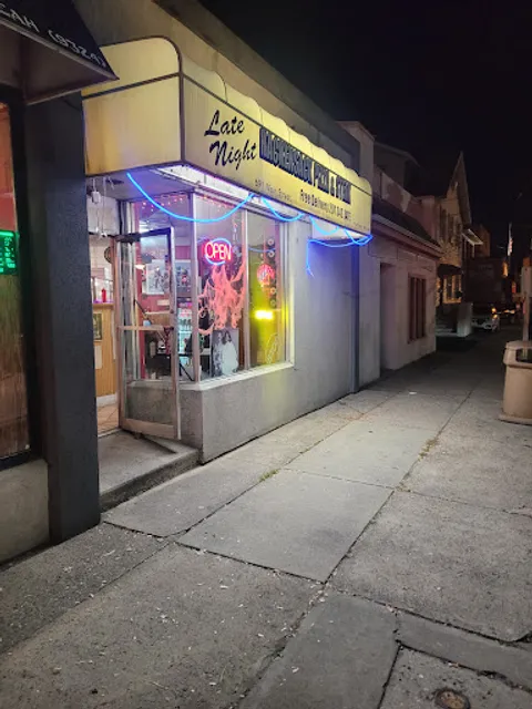 Late Nite Hackensack Pizza & Steak