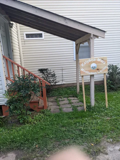 Kalyāṇa-Mitta Meditation Center