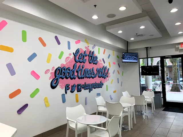 I Ce Ny Rolled Ice Cream