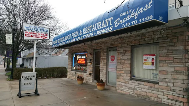Silvermoon Pizzeria Restaurant