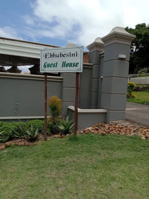 Ebhubesini Guest House B&B