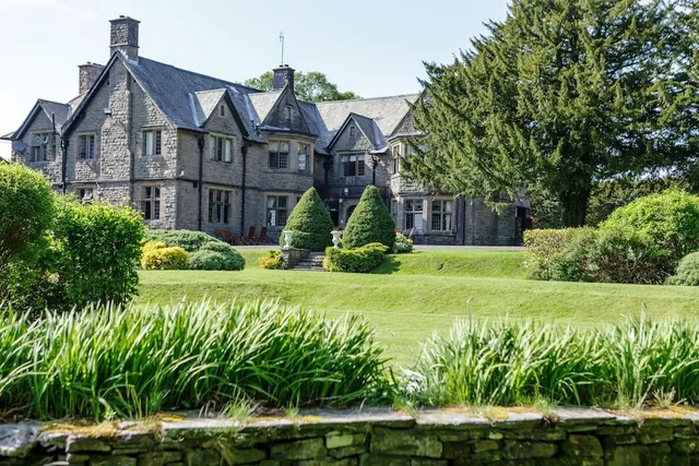 Maes Manor Hotel