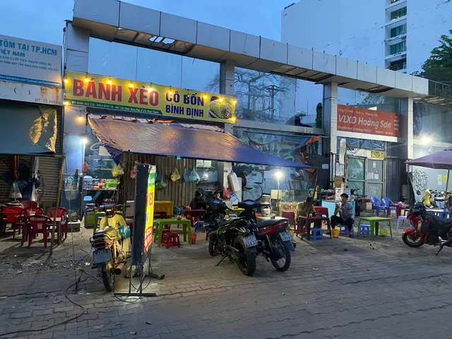 Bánh Xèo Cô Bốn Bình Định