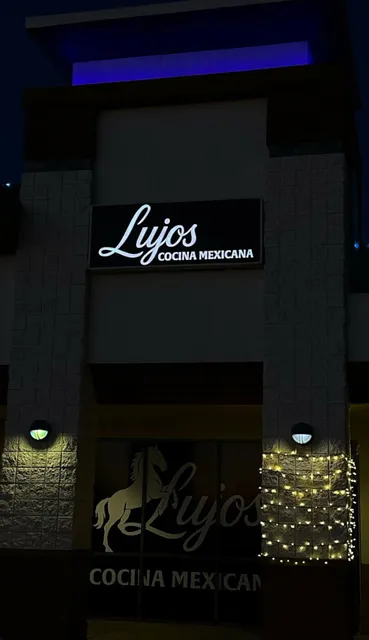 Lujos Cocina Mexicana