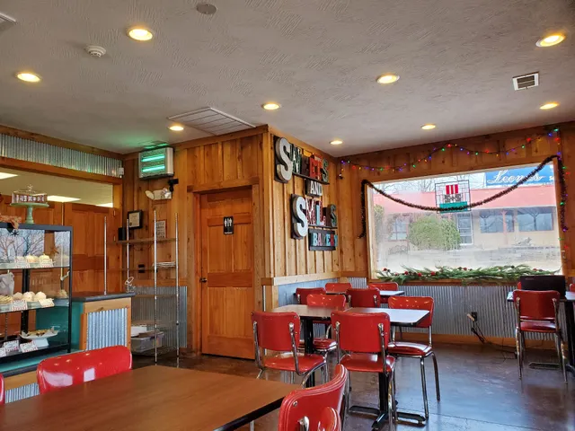 Sweets and Smiles Bakery