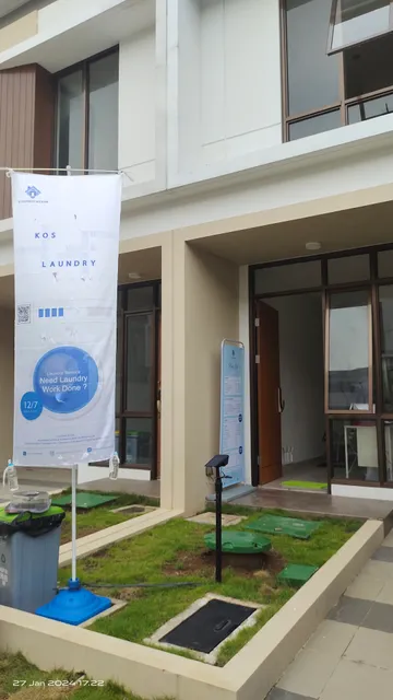 KOSTAYCATION KOS & LAUNDRY - FRONT OF KAMPUS ESA UNGGUL CITRA RAYA TANGERANG