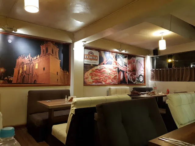 Pizzería La Nostra