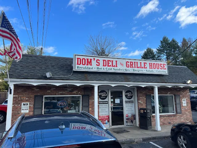 Dom's Deli & Grille House - Elmsford