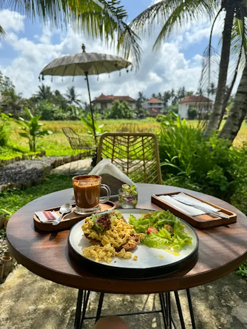 Eightea Bali