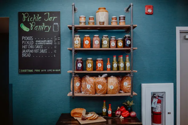 Pickle Jar Restaurant - Hilton Garden Inn Fredericton Downtown