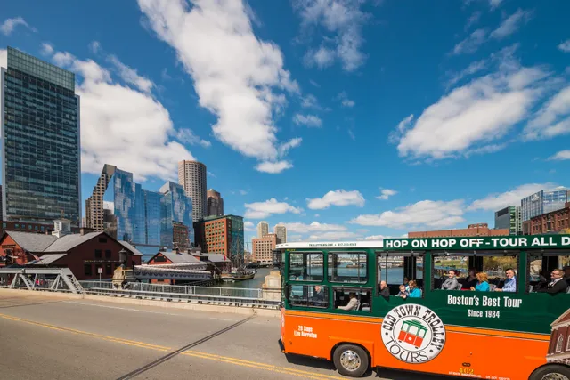 Boston Tours by Old Town Trolley