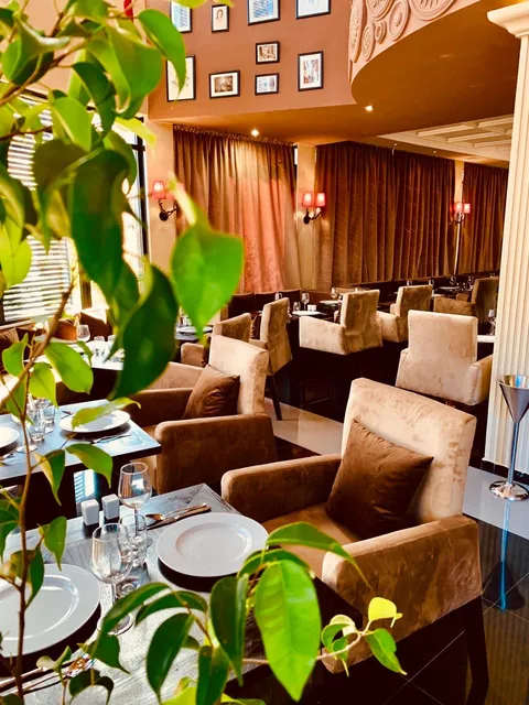 مطعم لا فيلا