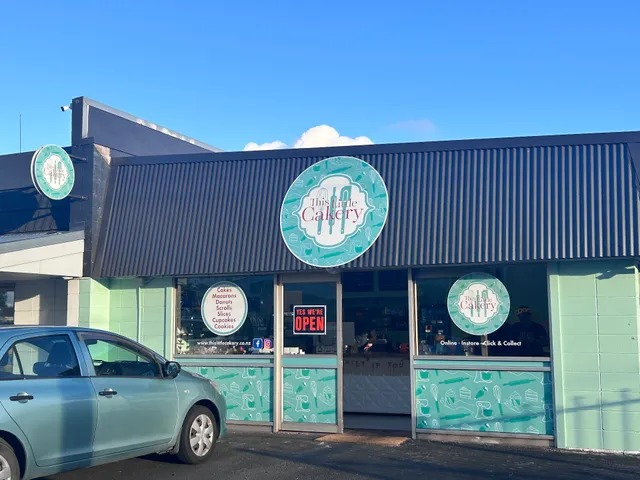 This Little Cakery