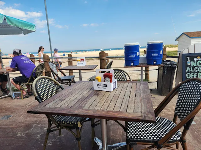 The Dock at Montrose Beach