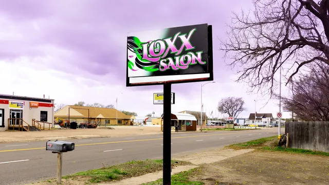 Loxx Salon