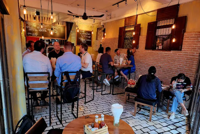 The Fat Cow Yaowarat