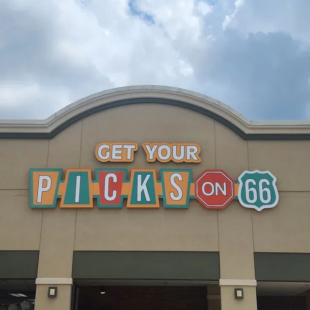 Get Your Picks on 66 Mall & Auction Services