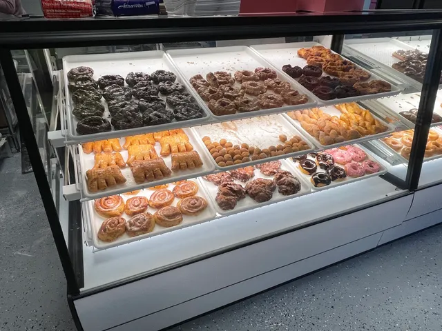 Ivory’s donuts & treats