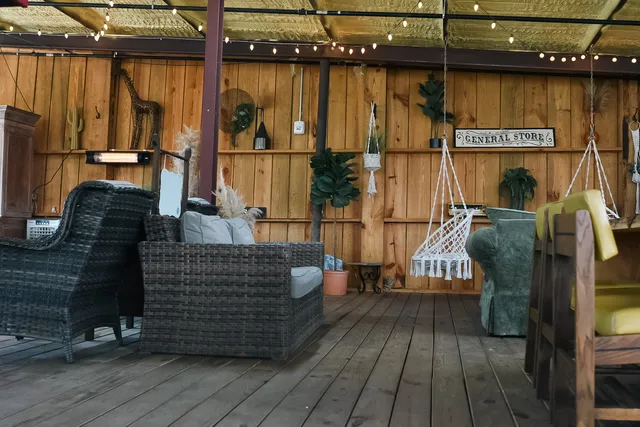 Haven Cafe and General Store at the Lake