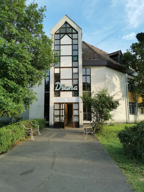 Diana Turistaszálló