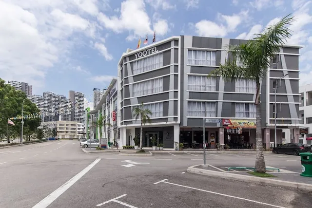 Super OYO 1191 Yootel Boutique Hotel