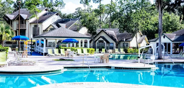 Oak Plantation Resort