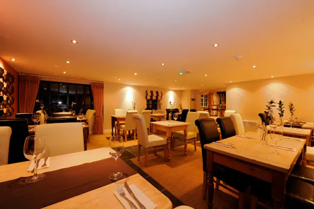 The Three Horseshoes