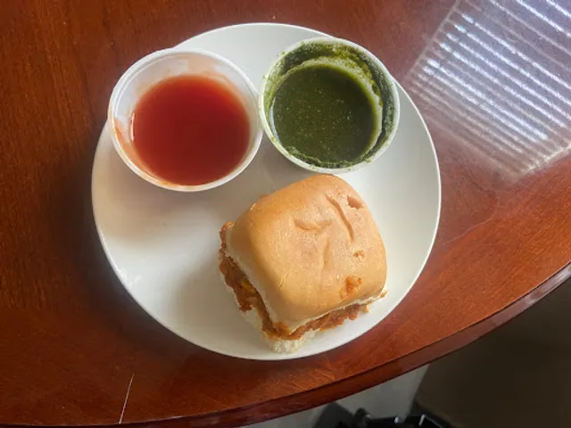 GJ-2 INDIAN STREET FOOD