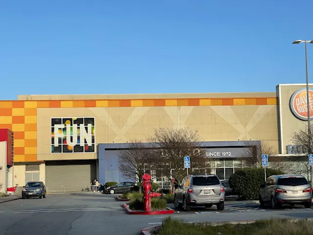 Izumi Revolving Sushi