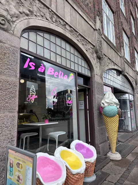 Is à Bella Østerbro