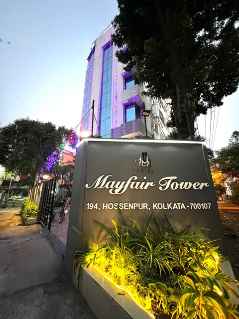 Hotel Mayfair tower