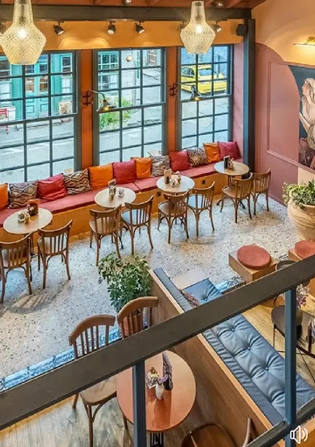 ΦΟΥΡΝΟΣ cafe-bar