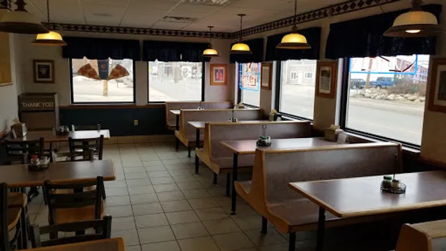 Main Street Pizza - Iron Mountain