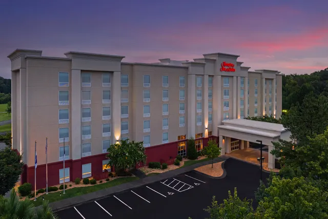 Hampton Inn & Suites Durham/North I-85