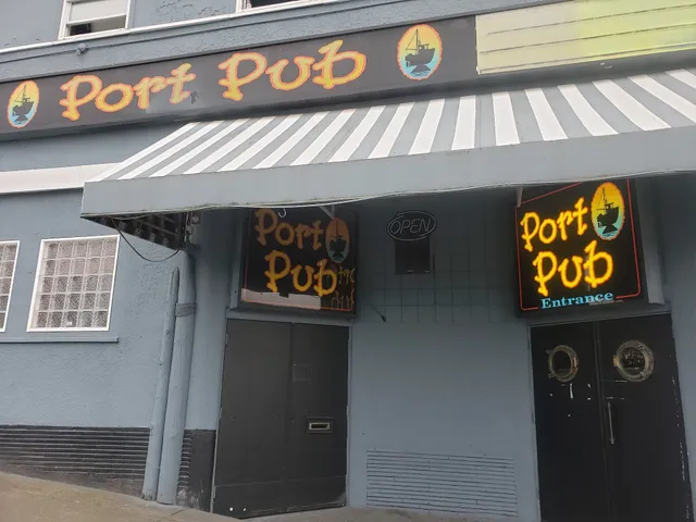 Port Hotel