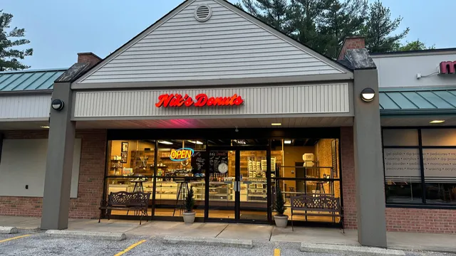 Nik’s Donuts