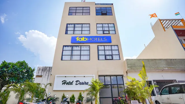 FabHotel Desire - Hotel in Nipania, Indore