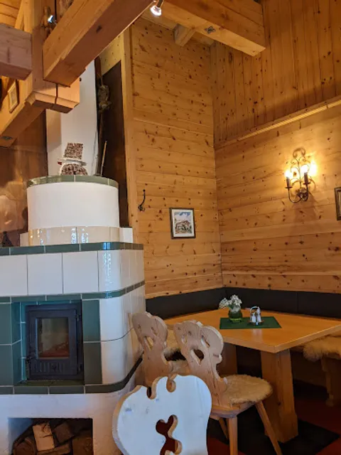 Erlebnisgastronomie Schnitzelhütte