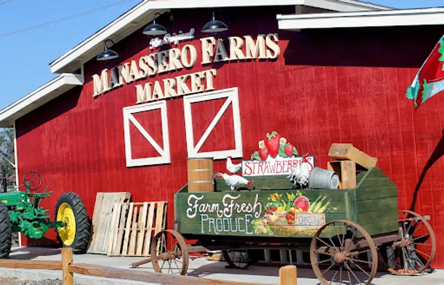 The Original Manassero Farms Market - Irvine