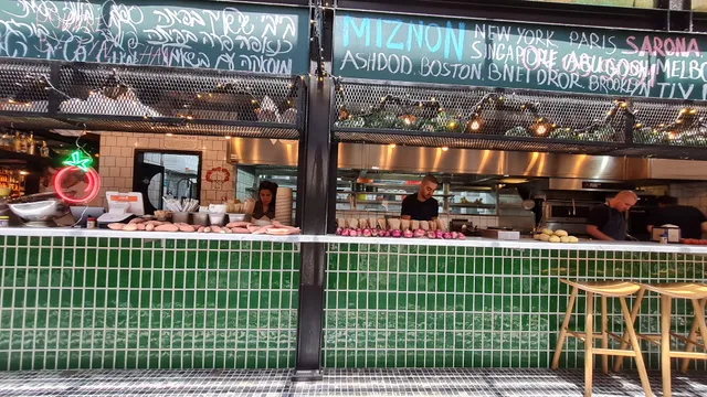 Miznon by Eyal Shani - מזנון בשרונה מרקט