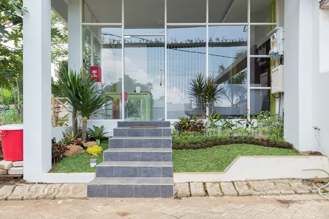 Noura Guest House syariah merjosari