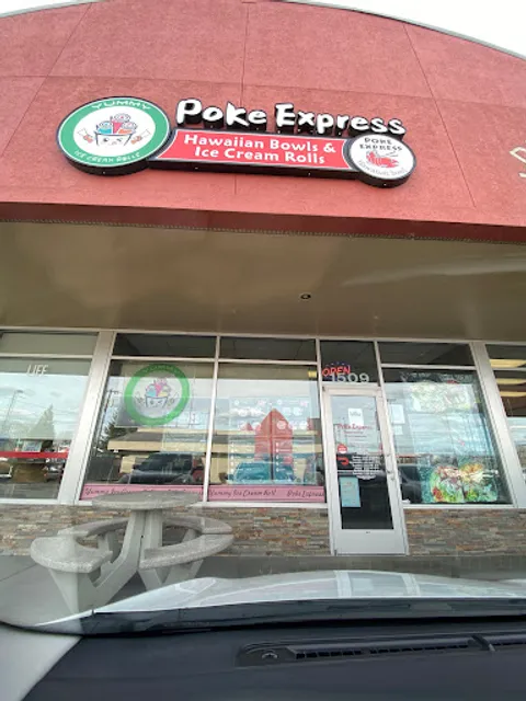 PokeExpress and boba tea time