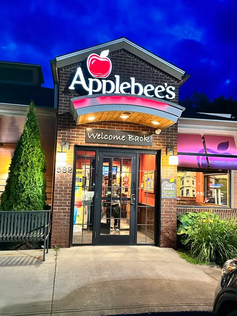 Applebee's Grill + Bar