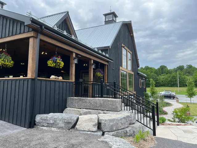 River House Vineyard & Winery