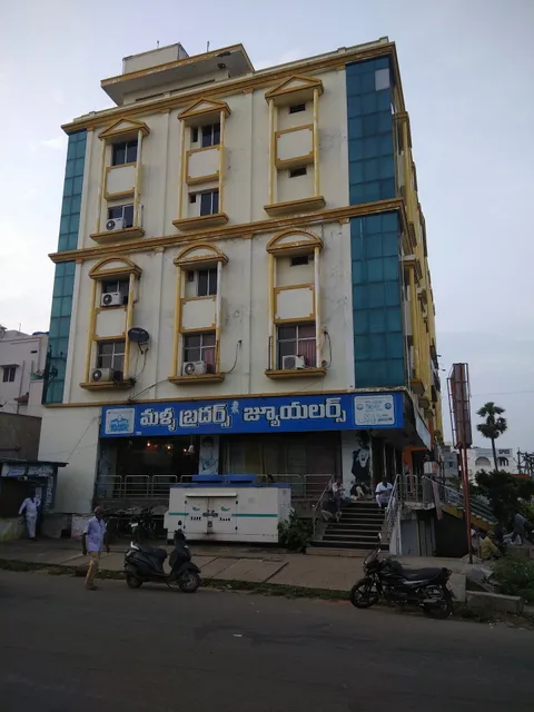 Sri Anand Comfort